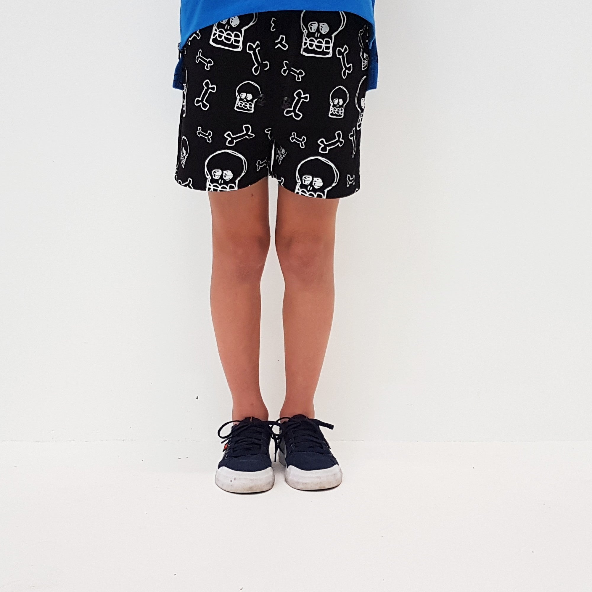 Shorts - Dainty Skulls